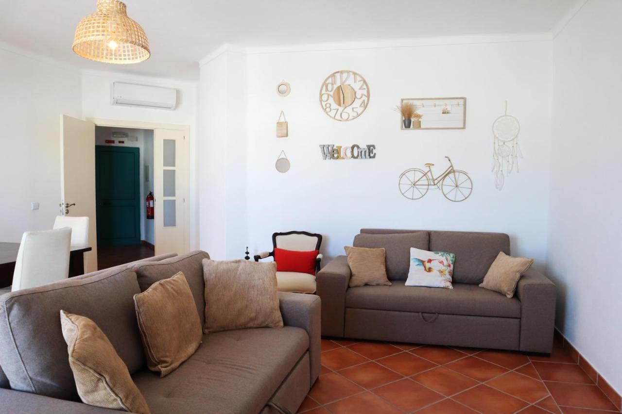 M&L Beach House Alvor Bagian luar foto